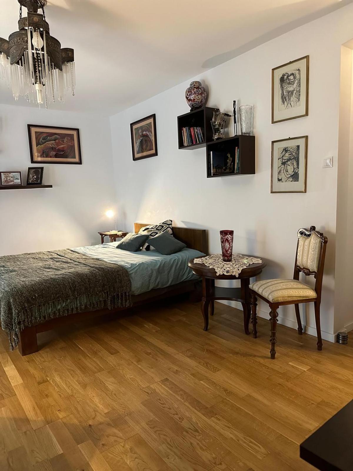 Zora Lägenhet Cluj-Napoca Exteriör bild